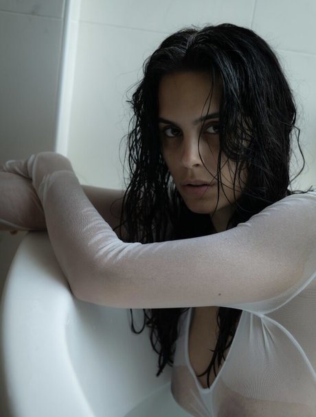 ___s asha_ nude model pictures