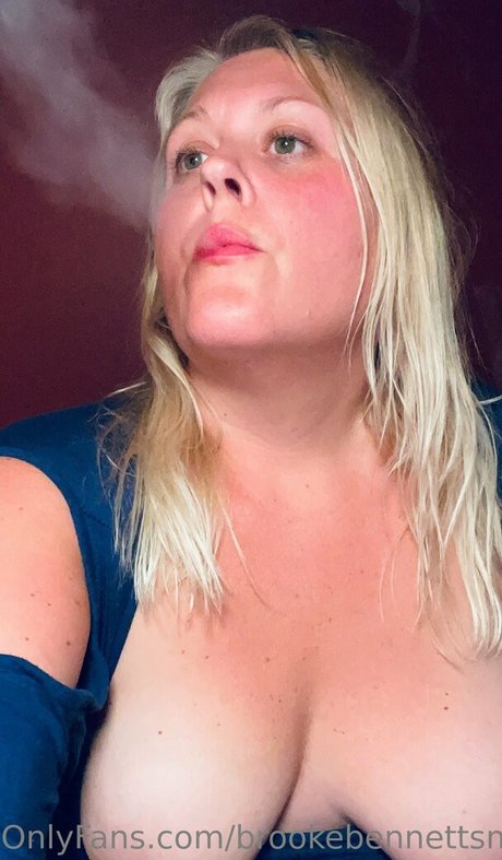 sexy mom onlyfans naked pics