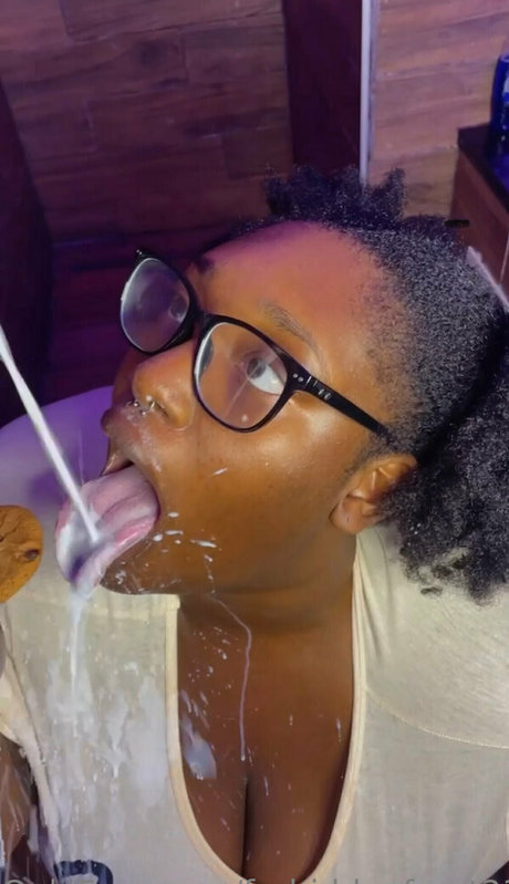 forbiddenfruyt23 nude actress archive