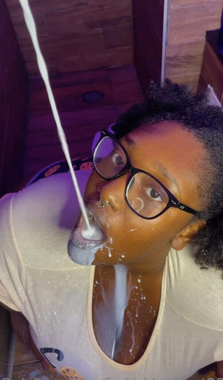 forbiddenfruyt23 art model archive