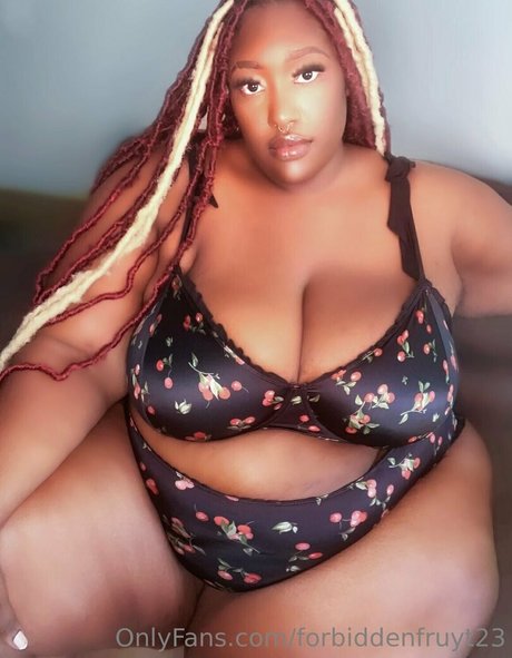 forbiddenfruyt23 naked actress archive