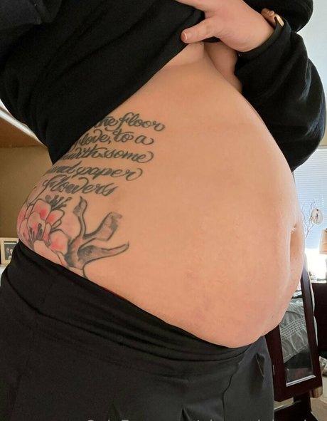 chubby teen onlyfans nudes photo