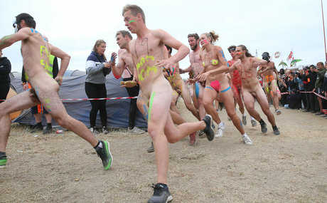 Lily Lowe top star img