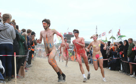 Lily Lowe high quality actress photos