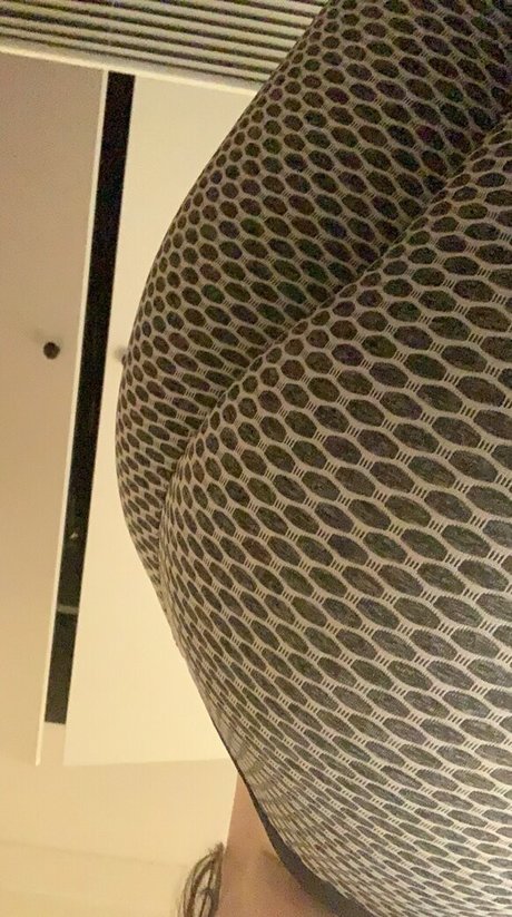 lovelola1463 star pretty pic