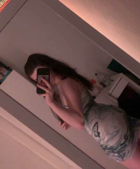 Eleri Evans model exclusive archive