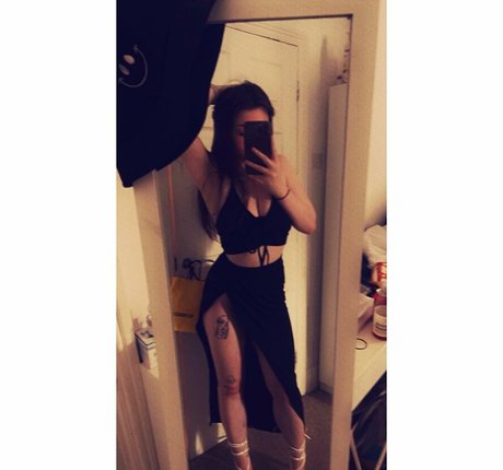 Eleri Evans star adult gallery