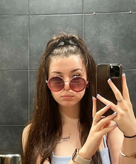 Eleri Evans star exclusive photos