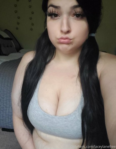 laceylanefree art actress pics