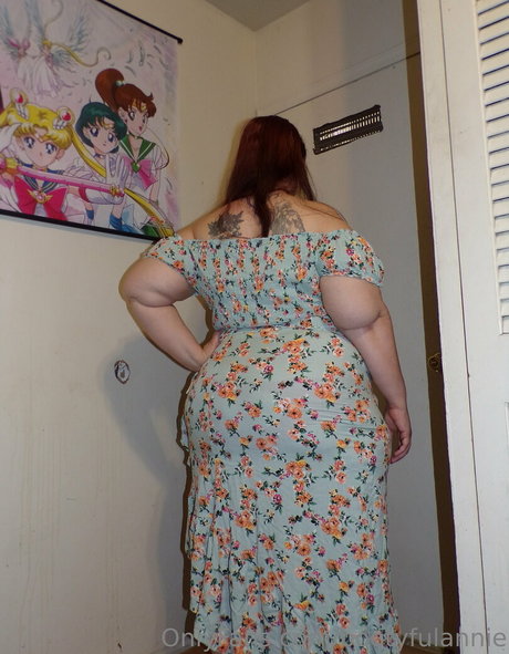 bootyfulannie art star img