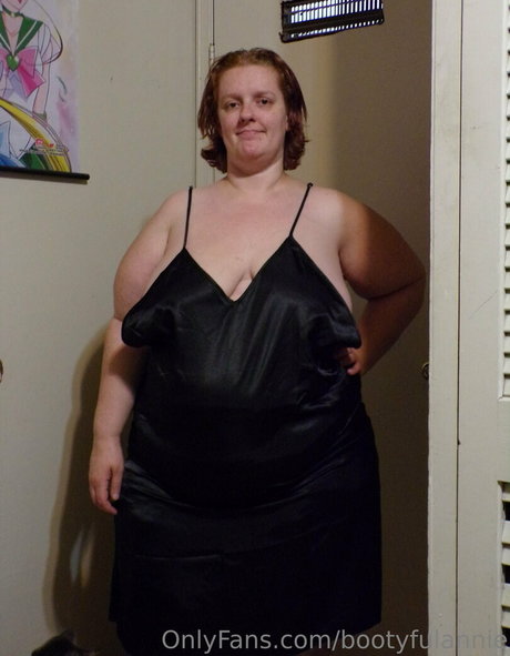 tanned onlyfans free sexy pictures