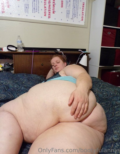 bootyfulannie model porn picture