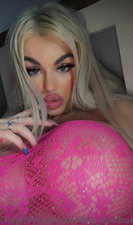 Malibu merc model nude pic