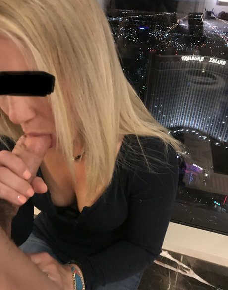 milky hon3y pornstar exclusive gallery