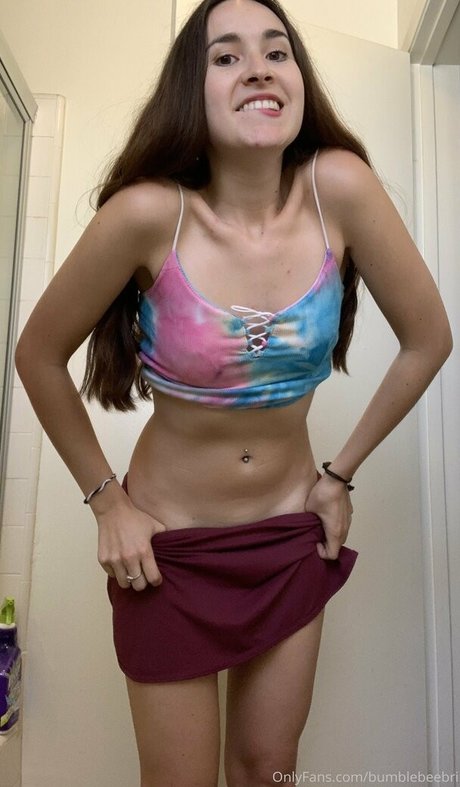 bumblebeebri model hot pics
