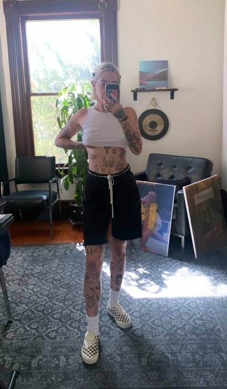 Velvetears star best images