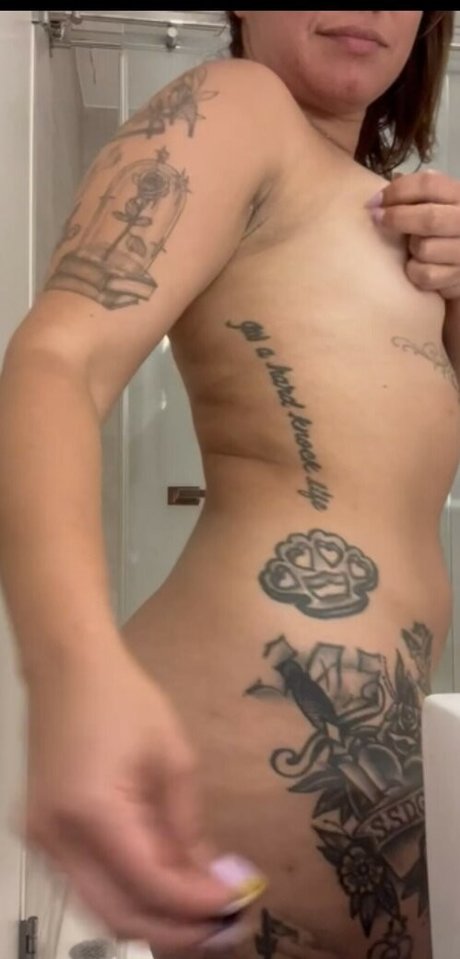 Lolo Barreiro adult star pics