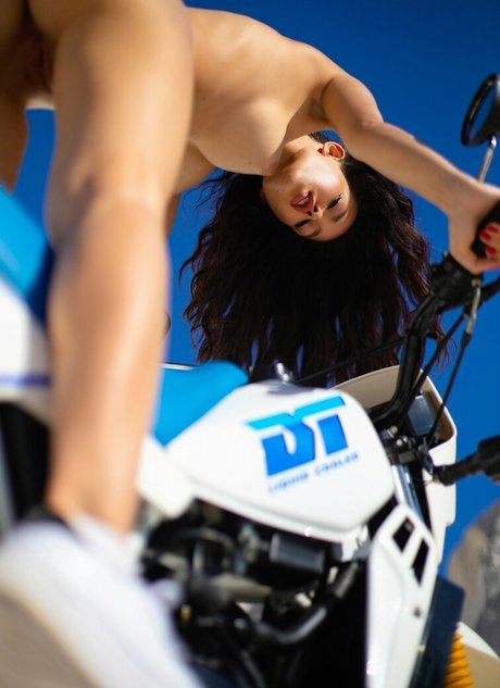 Kit Rysha star hot picture