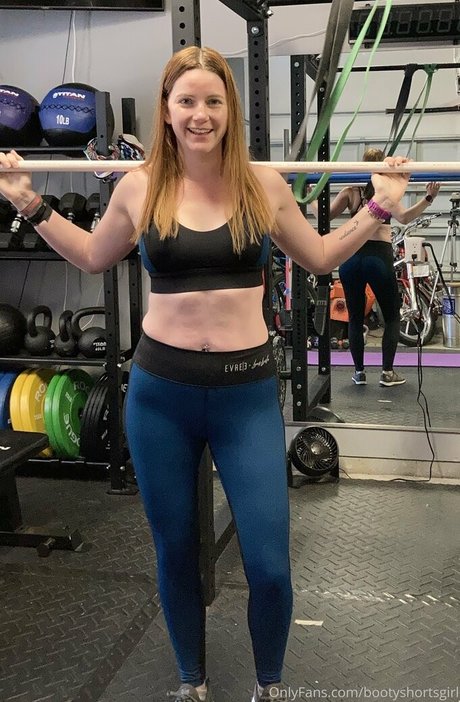 bootyshortsgirl pretty star pics