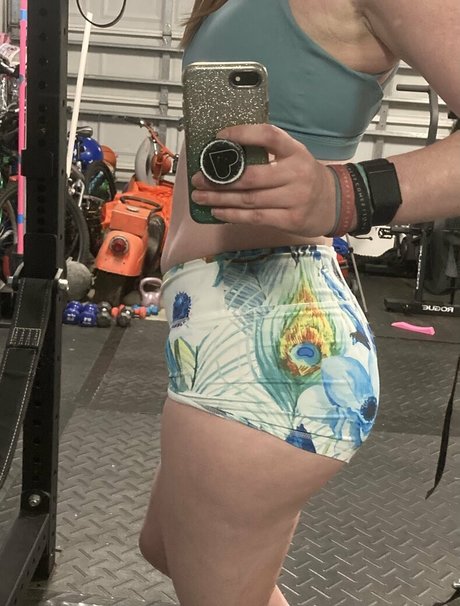 bootyshortsgirl sexy actress img