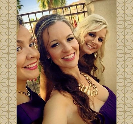 asian brunette onlyfans nude images