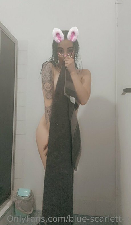 blue scarlett x porn model pic