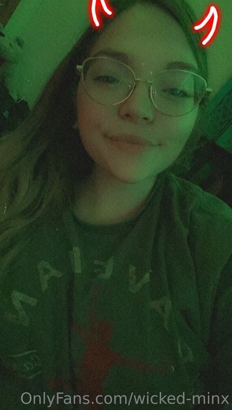 wicked minx model sex gallery