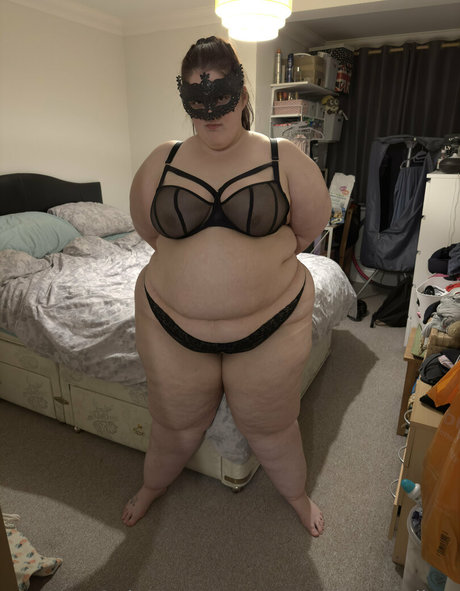 mysteriousmallow star exclusive pictures