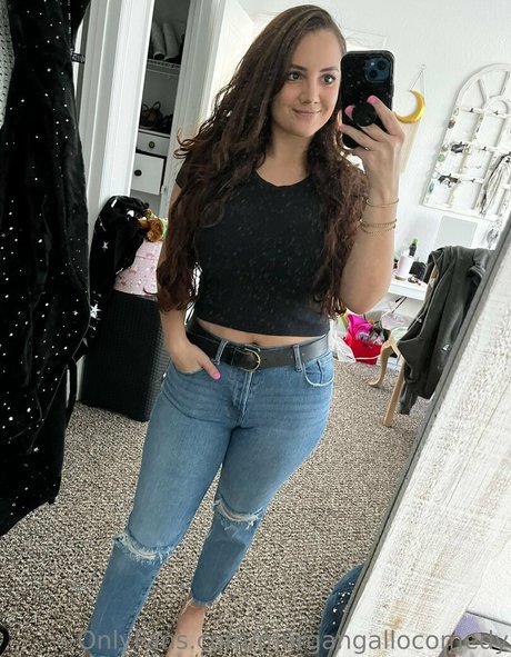 morgangallocomedy model sexy photos