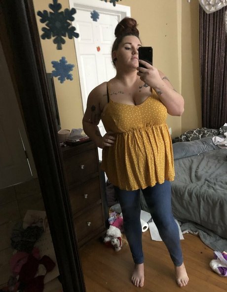 milf yoga onlyfans free picture