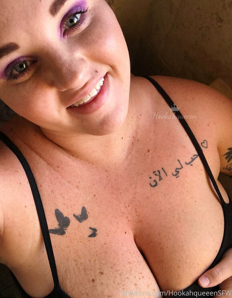 hookahqueeensfw star naked photo