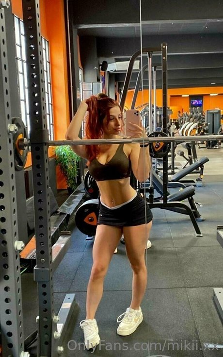 mikii xx nude model pic