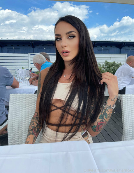 valeriamoxx sexy pornstar archive