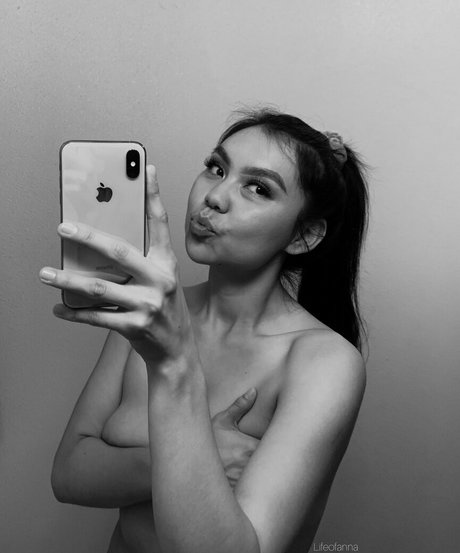 lifeofanna top pornstar images