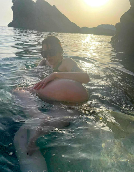 all of stacymoon model nude picture