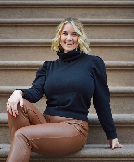 blonde shemale onlyfans porno galleries