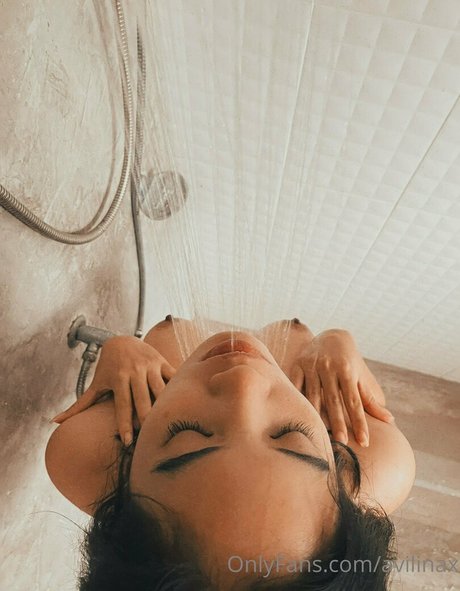 asian brunette onlyfans exclusive pics