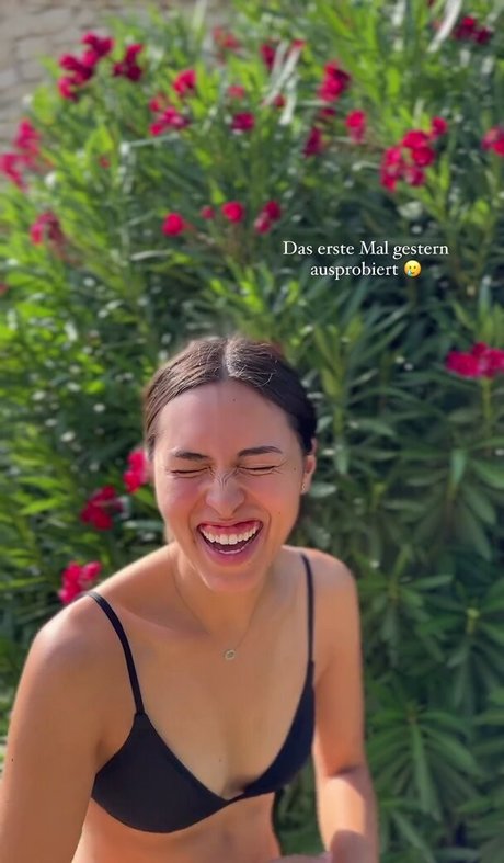 babe brunette onlyfans free sexy img