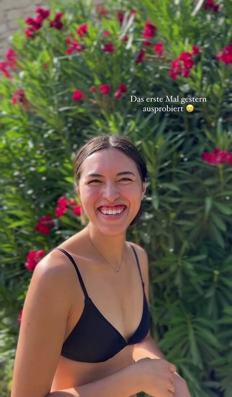 Shanti Tan pornstar best pics