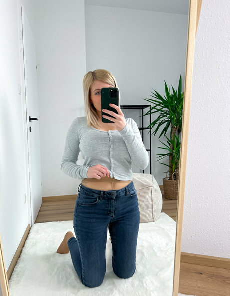 bellas paws star exclusive picture