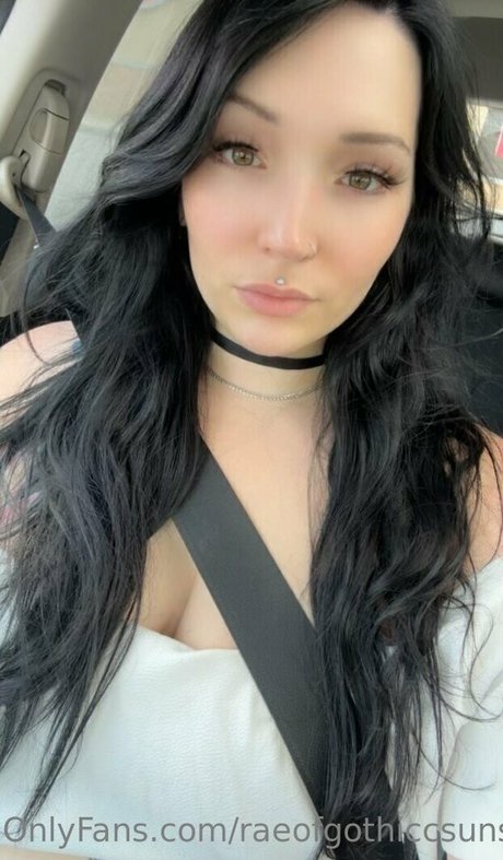 raeofgothiccsunshine pornstar pics