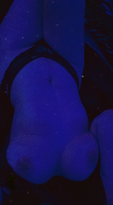 suxx2suk model high quality pic