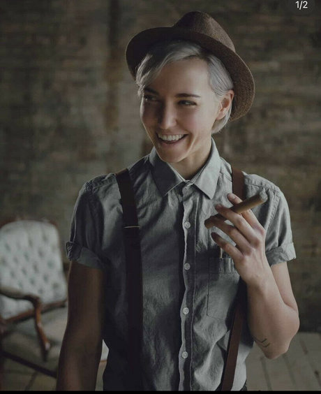 Nicole Coenen porn model archive