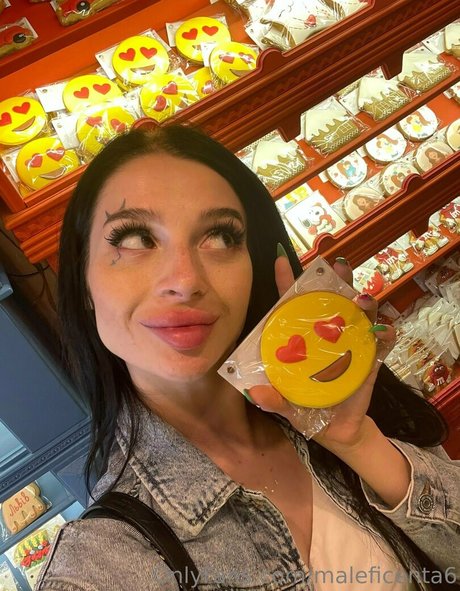 maleficenta69 pornstar free pics