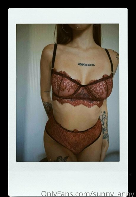 sunny anny pornographic model photo