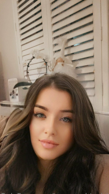 twonaughtysisters hot pornstar pics