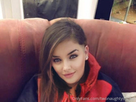 twonaughtysisters star xxx archive