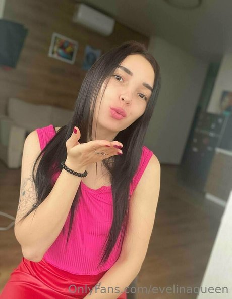 evelinaqueen model high quality pic