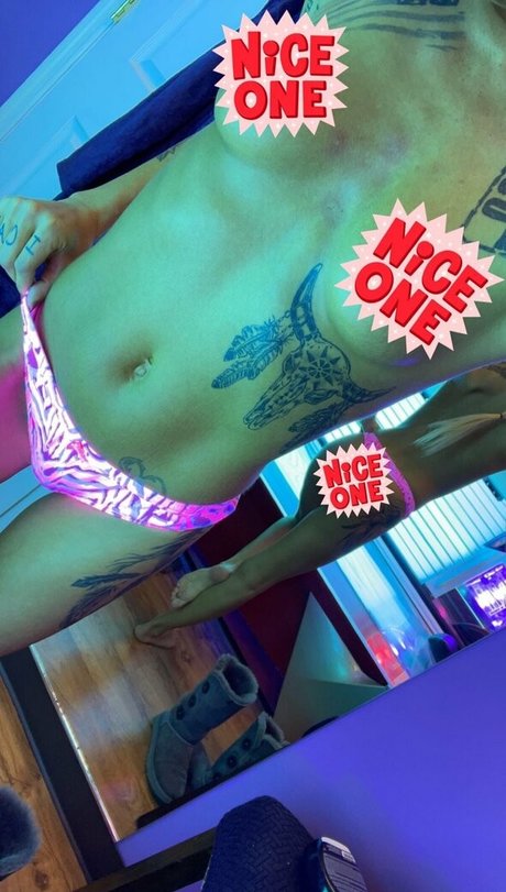 theonlybarbi2 nude pornstar image