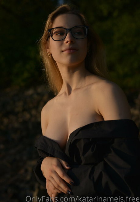 goth trans onlyfans hot naked pictures